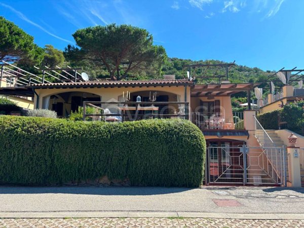 casa indipendente in vendita a Rio