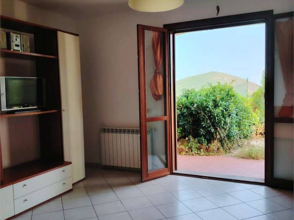appartamento in vendita a Rio in zona Rio nell'Elba