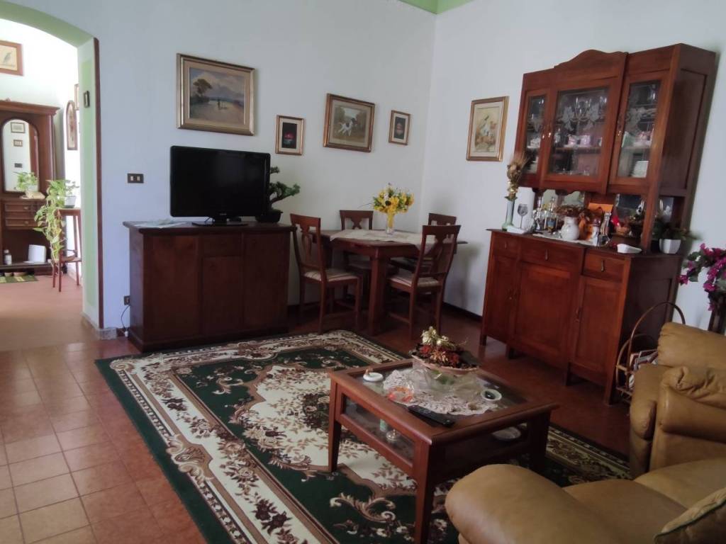 appartamento in vendita a Rio in zona Rio nell'Elba