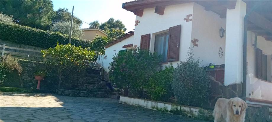 casa indipendente in vendita a Rio in zona Rio nell'Elba