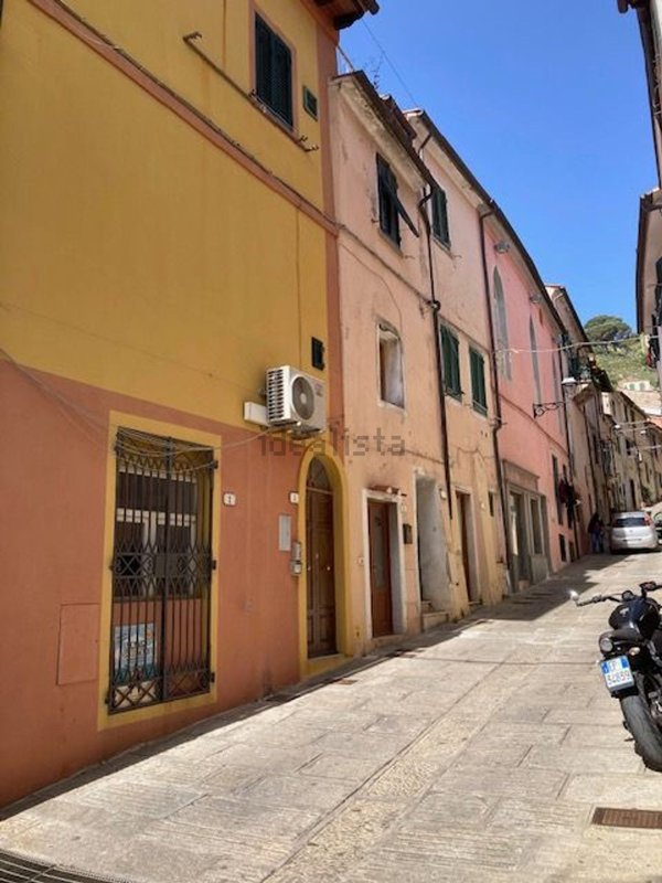 appartamento in vendita a Rio in zona Rio nell'Elba