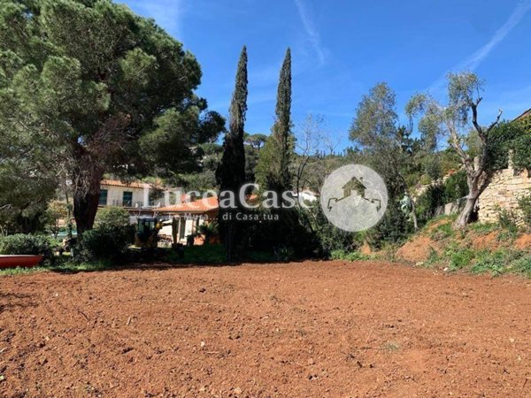 casa indipendente in vendita a Rio in zona Rio nell'Elba