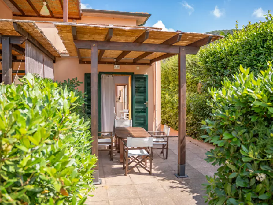 appartamento in vendita a Rio in zona Rio nell'Elba