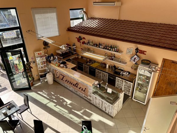 negozio in vendita a Rio in zona Rio Marina