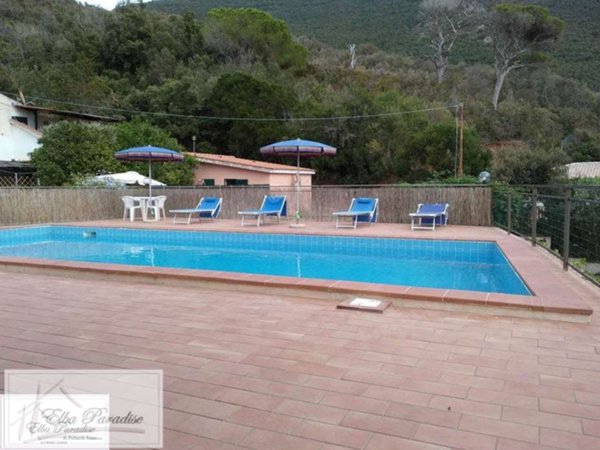 casa indipendente in vendita a Rio in zona Rio nell'Elba