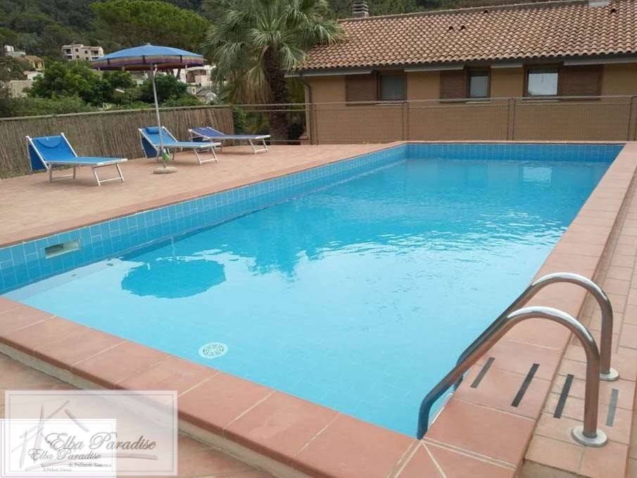 appartamento in vendita a Rio in zona Rio nell'Elba