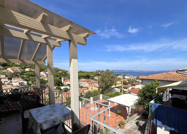 villa in vendita a Rio in zona Cavo