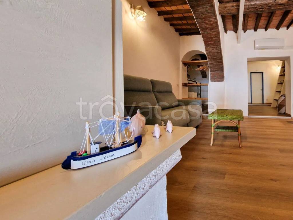 appartamento in vendita a Rio in zona Rio Marina