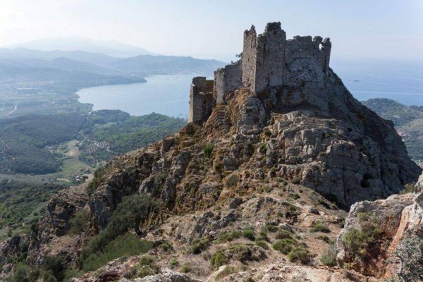 appartamento in vendita a Rio in zona Rio nell'Elba