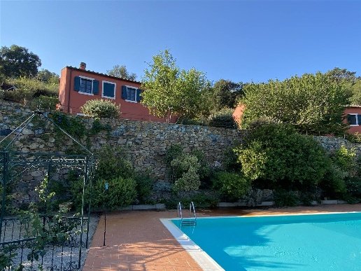 casa indipendente in vendita a Rio in zona Rio Marina