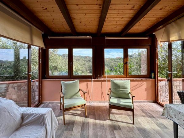 villa in vendita a Rio