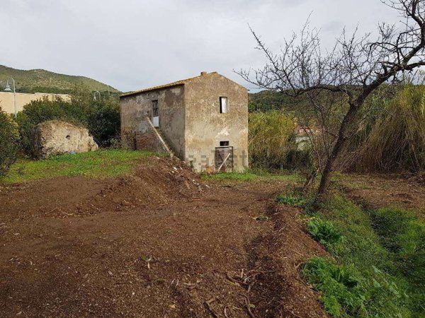 appartamento in vendita a Rio in zona Rio nell'Elba