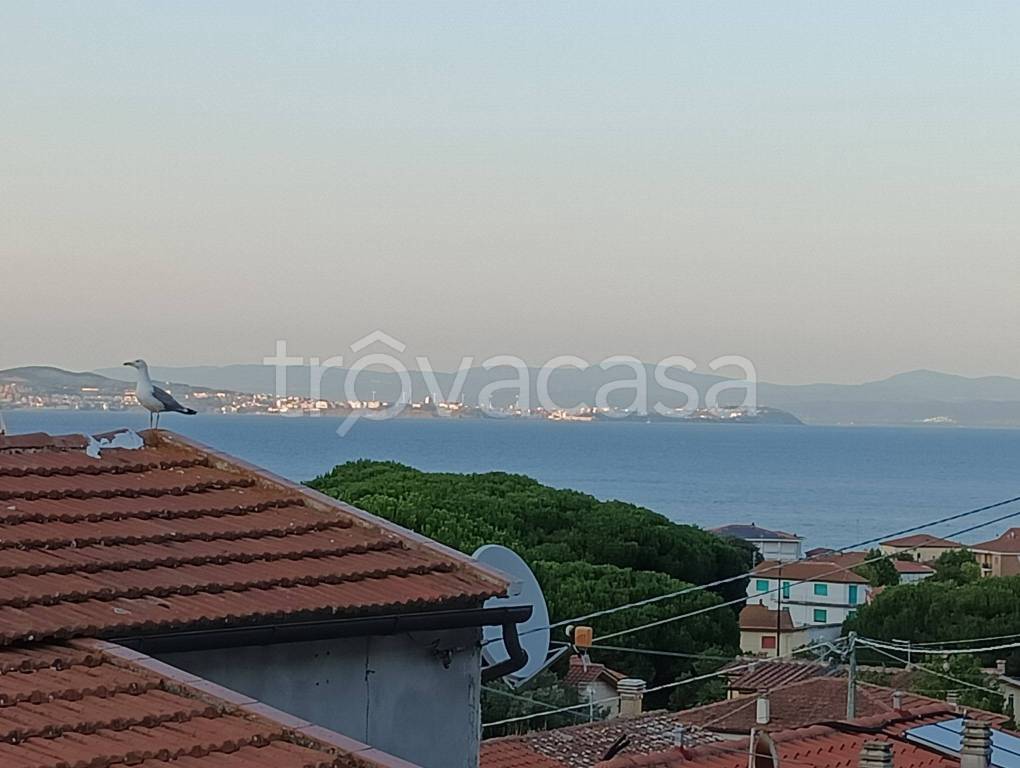 casa indipendente in vendita a Rio in zona Cavo