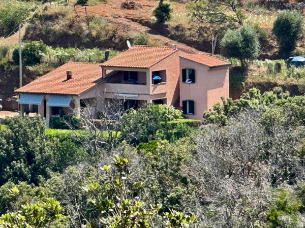 casa indipendente in vendita a Rio