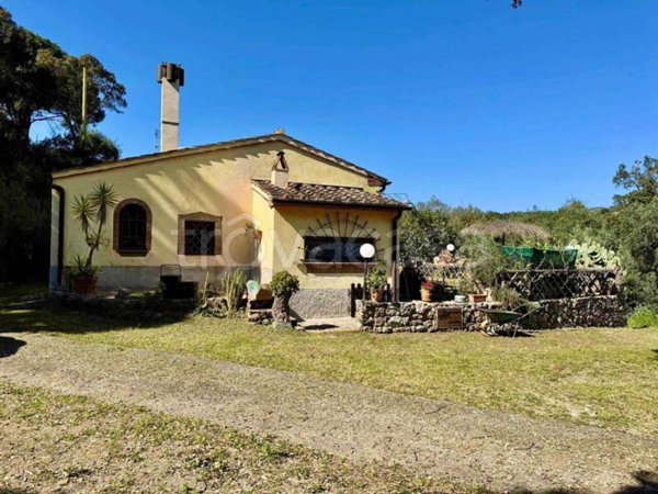 casa indipendente in vendita a Rio in zona Rio Marina