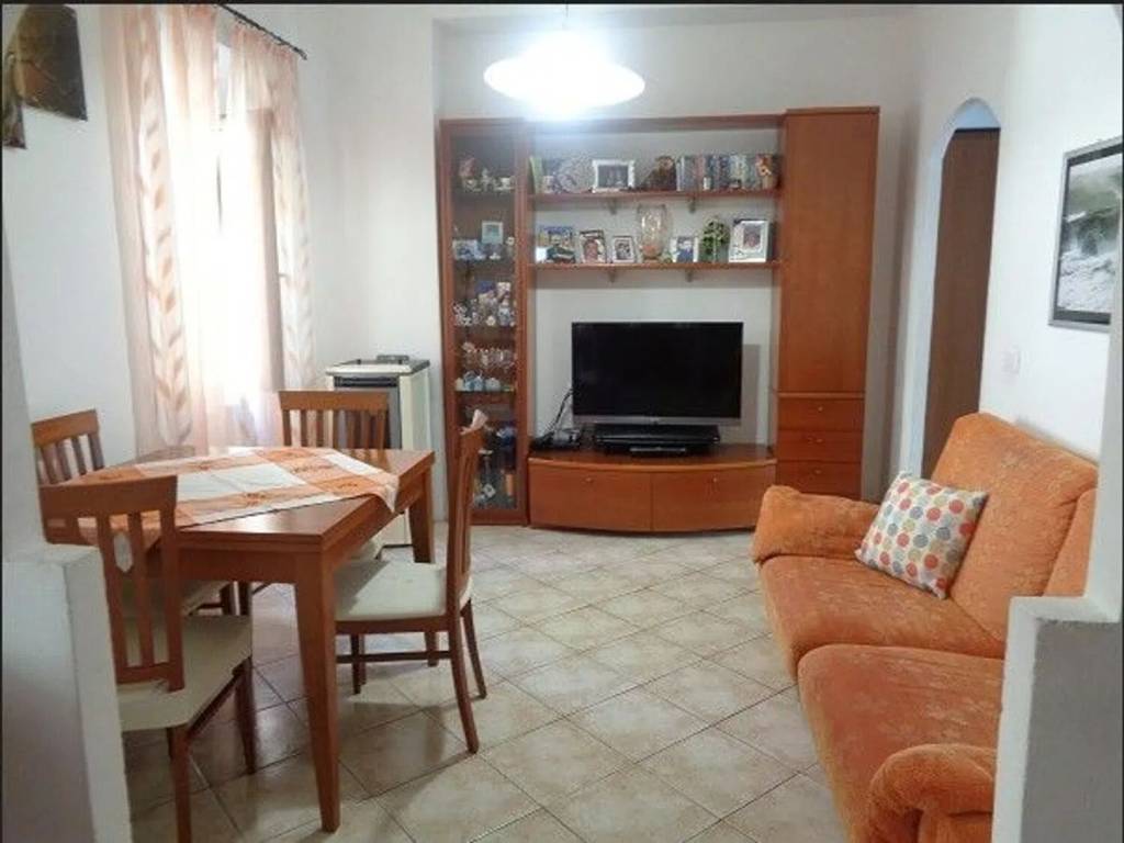 appartamento in vendita a Rio in zona Rio nell'Elba