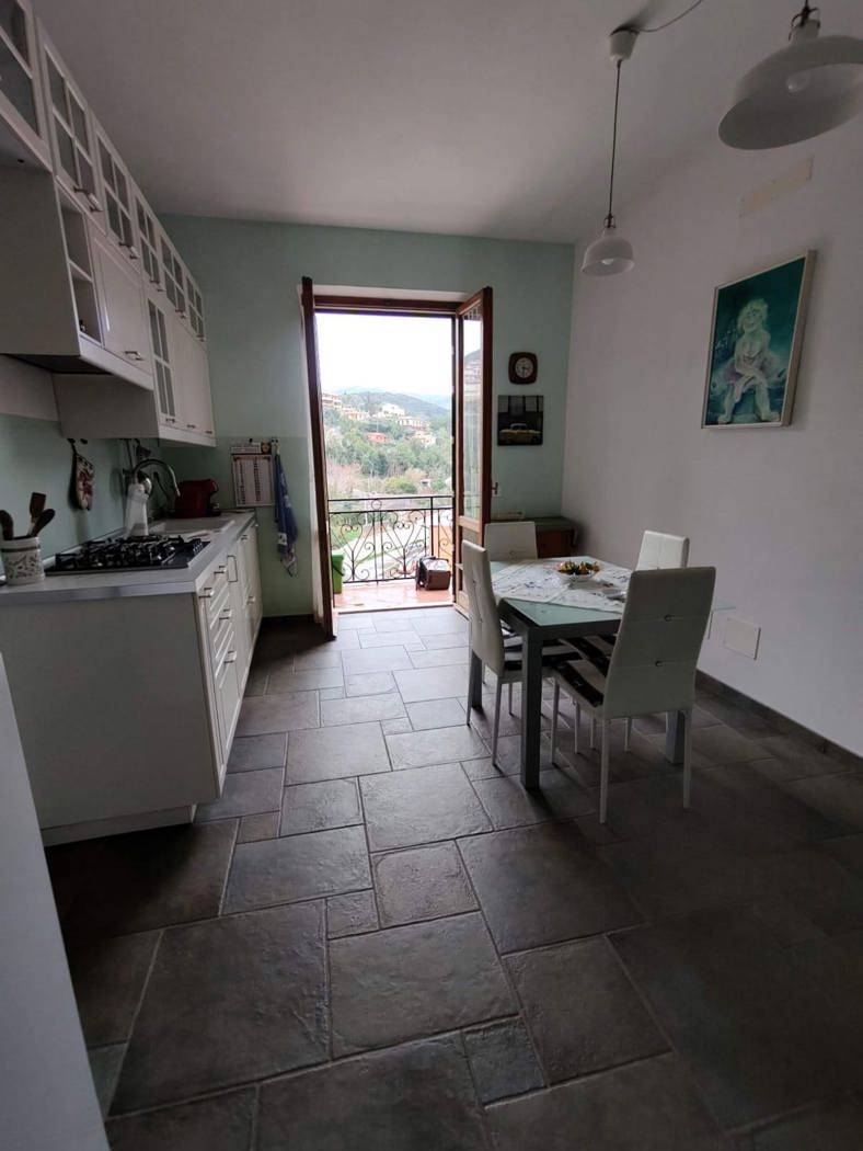 appartamento in vendita a Rio in zona Rio Marina