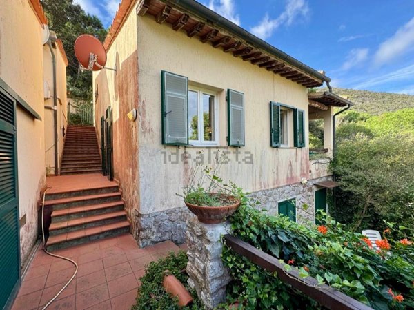 casa indipendente in vendita a Rio