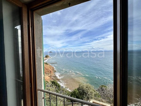 appartamento in vendita a Rio in zona Cavo