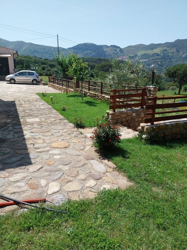 casa indipendente in vendita a Rio