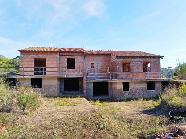 casa indipendente in vendita a Rio
