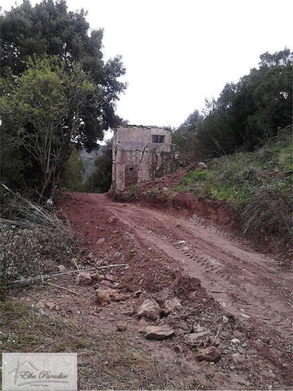 casa indipendente in vendita a Rio in zona Rio nell'Elba