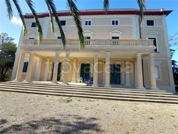 appartamento in vendita a Rio in zona Cavo