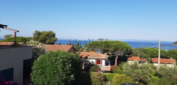 appartamento in vendita a Rio in zona Cavo