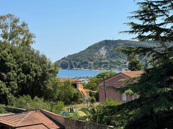 casa indipendente in vendita a Rio in zona Cavo