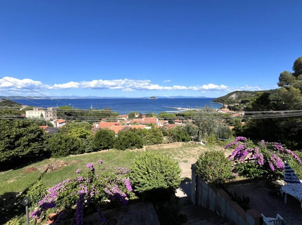 appartamento in vendita a Rio in zona Cavo