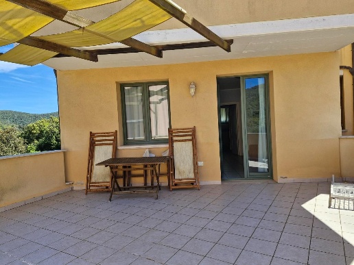 appartamento in vendita a Rio in zona Cavo