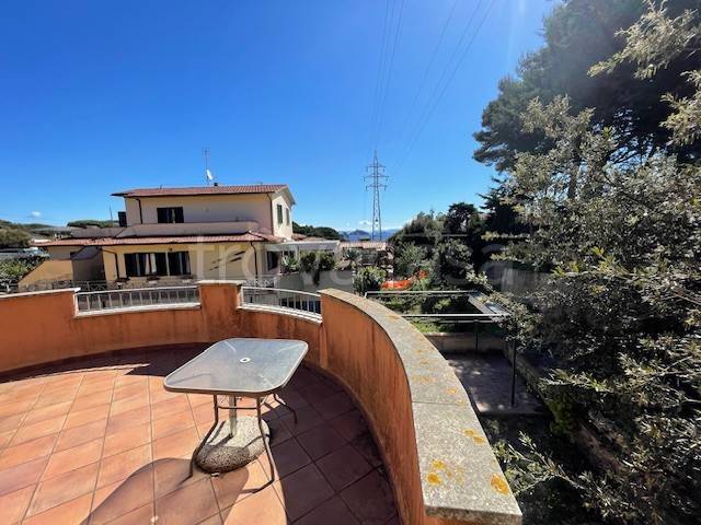 appartamento in vendita a Rio in zona Cavo