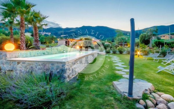 casa indipendente in vendita a Rio in zona Rio nell'Elba