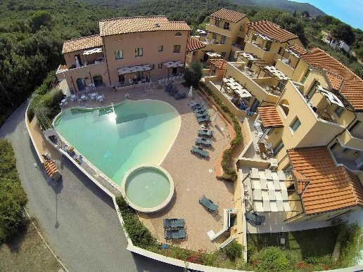 appartamento in vendita a Rio in zona Cavo