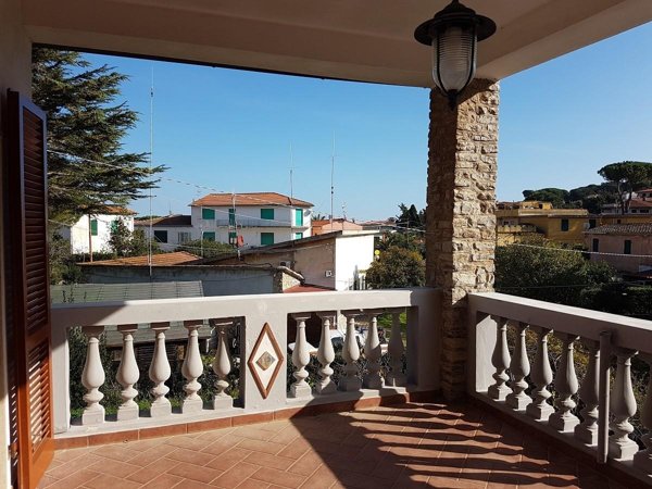 appartamento in vendita a Rio in zona Cavo