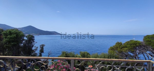 casa indipendente in vendita a Rio in zona Rio Marina