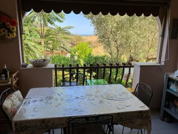appartamento in vendita a Rio in zona Rio nell'Elba