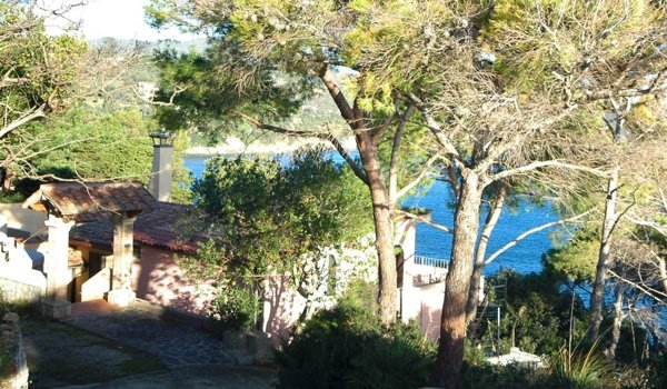 casa indipendente in vendita a Rio