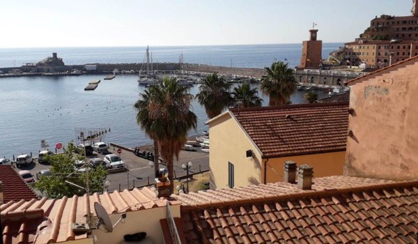 appartamento in vendita a Rio in zona Rio Marina