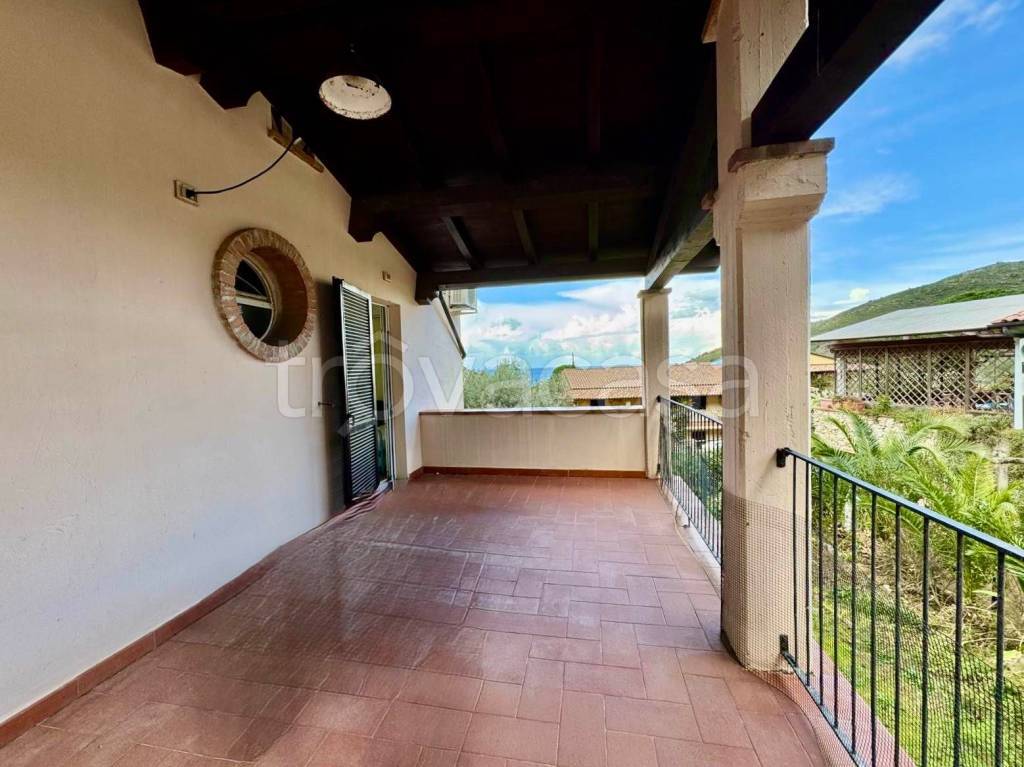 appartamento in vendita a Rio