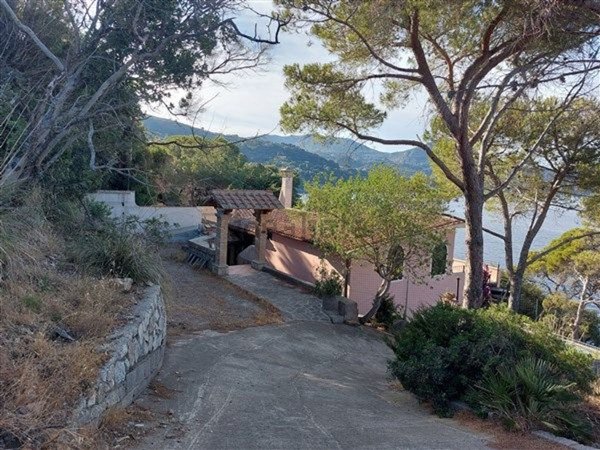 casa indipendente in vendita a Rio