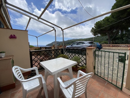 appartamento in vendita a Rio in zona Cavo