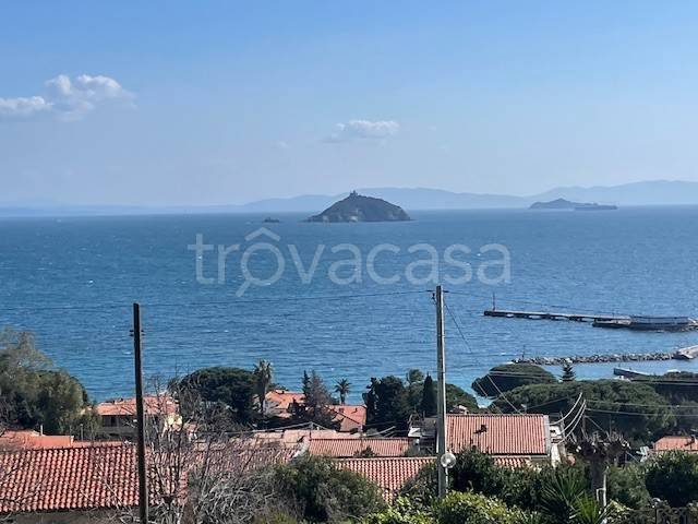appartamento in vendita a Rio in zona Cavo