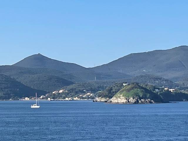 appartamento in vendita a Rio in zona Cavo