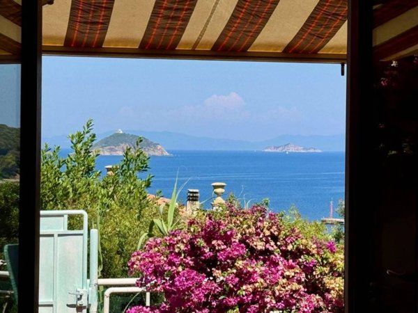 appartamento in vendita a Rio in zona Cavo