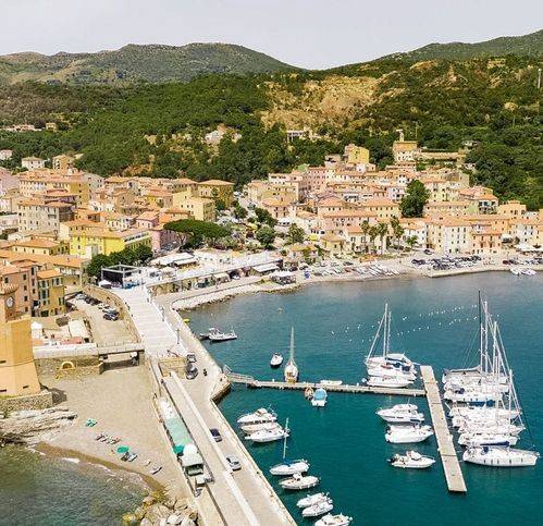 casa indipendente in vendita a Rio in zona Rio Marina