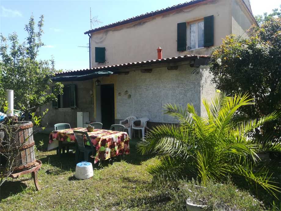 casa indipendente in vendita a Rio in zona Rio Marina