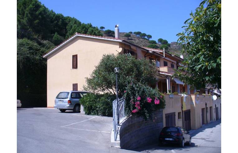 appartamento in vendita a Rio in zona Rio Marina