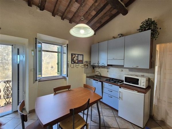 appartamento in vendita a Rio in zona Rio nell'Elba