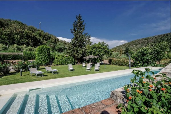 casa indipendente in vendita a Rio in zona Rio nell'Elba